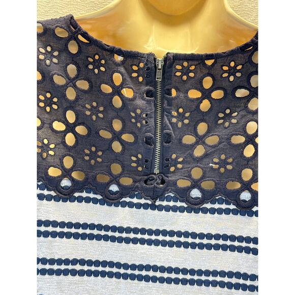 Free People Sleeveless Navy Lace & Stripe Print Zip Back Top women sz S - Picture 5 of 8